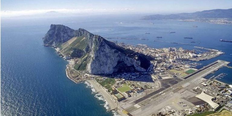 Applying financial licenses in Gibraltar. EMI and DLT