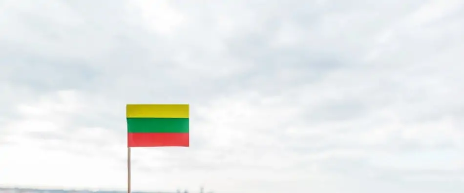 7arua1f8su_cropped_1222
